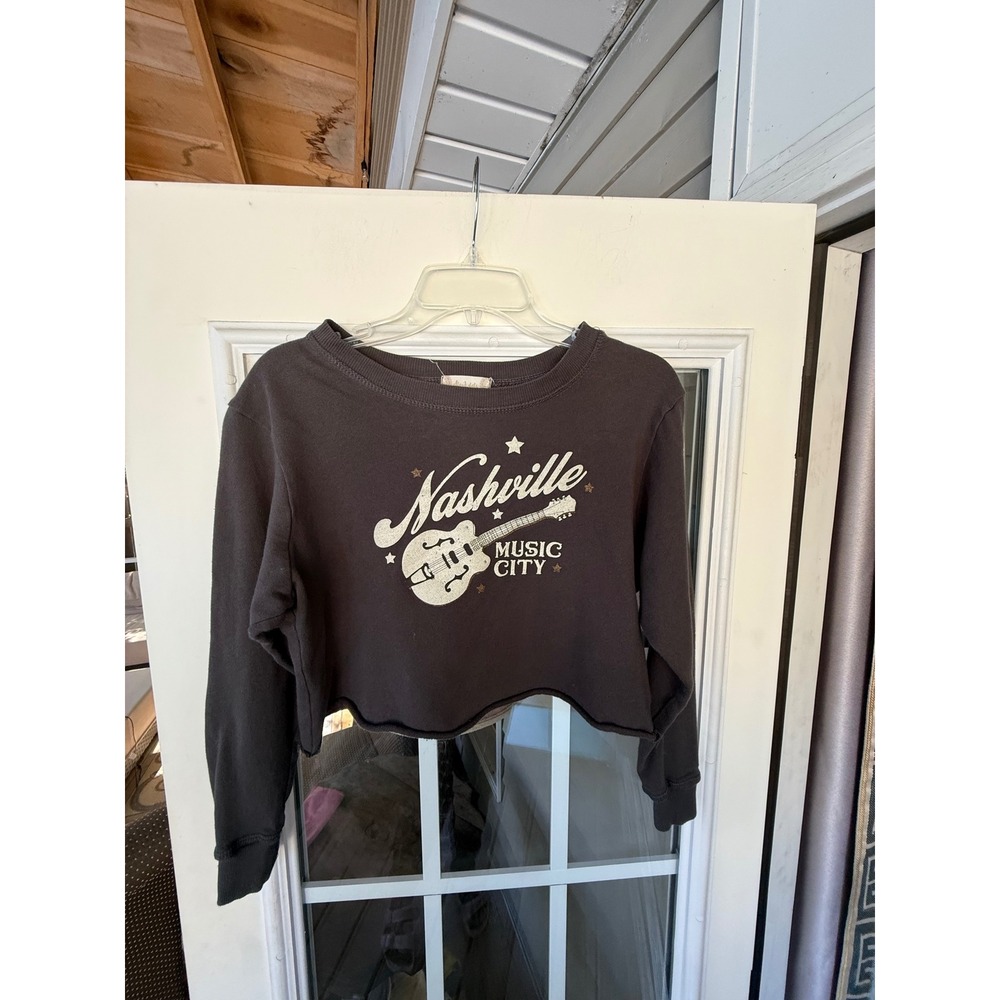 Altar'd State small dark gray cropped sweatshirt Nashville Music City guitar